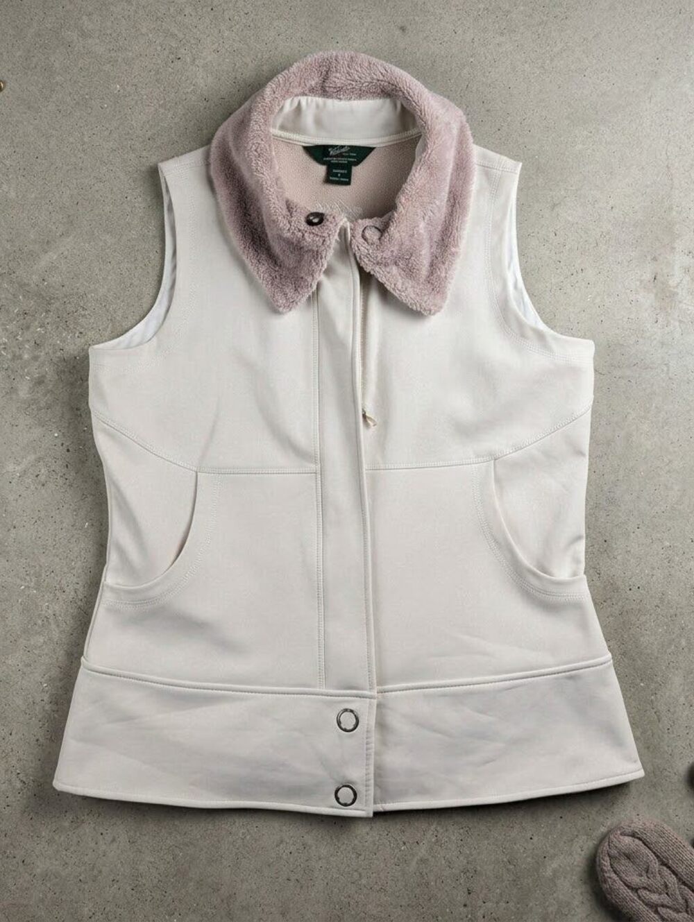 Woolrich Womens L Winter White Fleece Vest Faux Fur Collar Apres Ski Cozycore